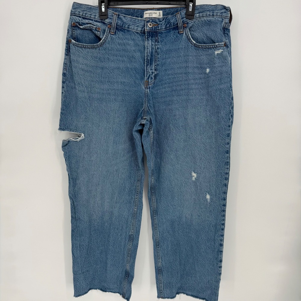 Abercrombie Fitch The Loose High Rise Denim Jeans Distressed Cutout Size 18‎